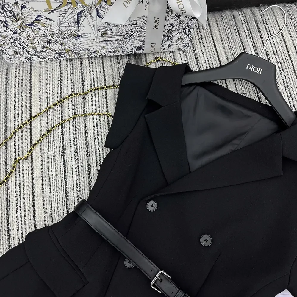 Dior Asymmetric Short-Sleeved Jacket with Belt Black Silk and Cotton Faille for Women Dior Asymmetric Short-Sleeved Jacket with Belt Black Silk and Cotton Faille for Women