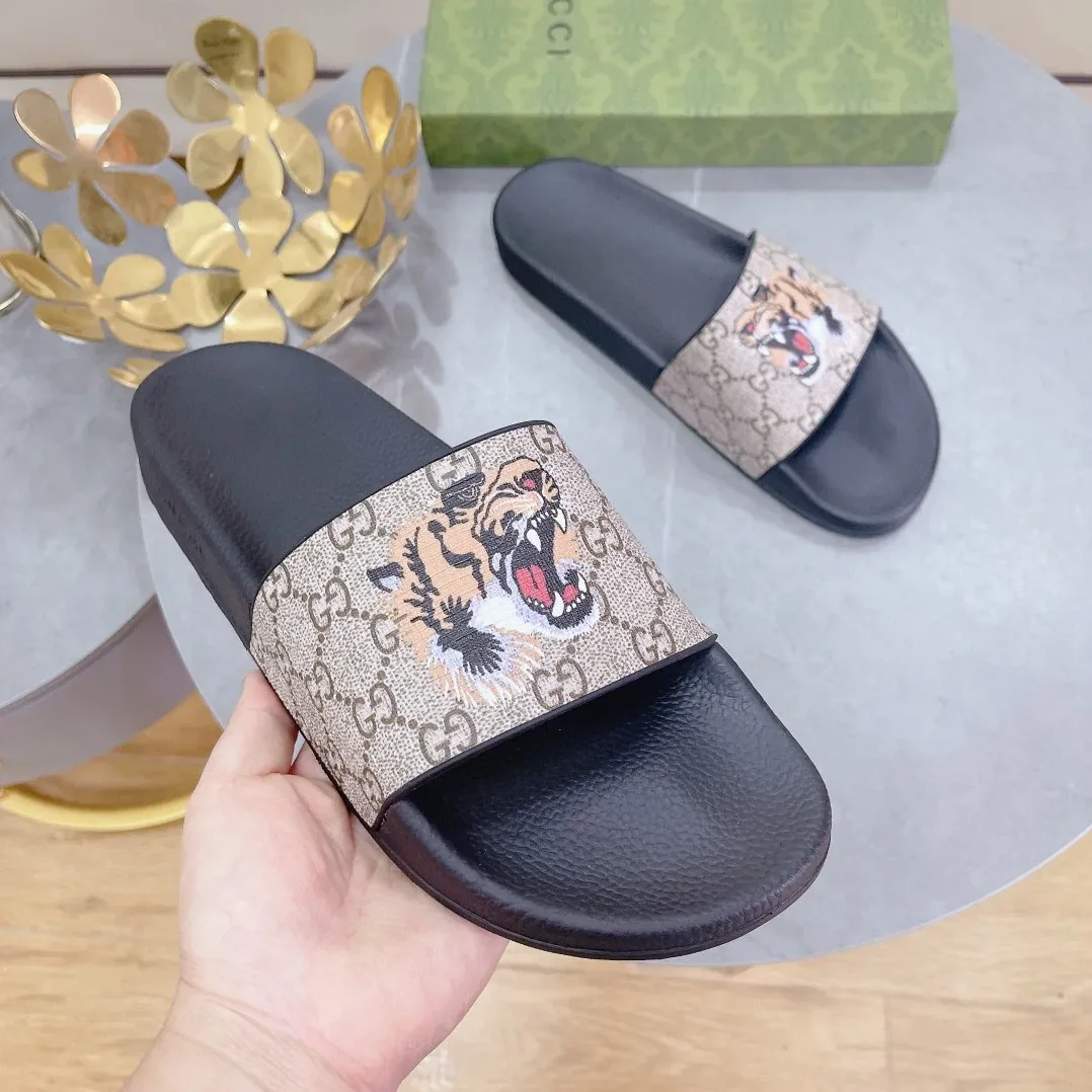 Gucci Gucci Supreme Slides With Tiger Black And Gray for Men