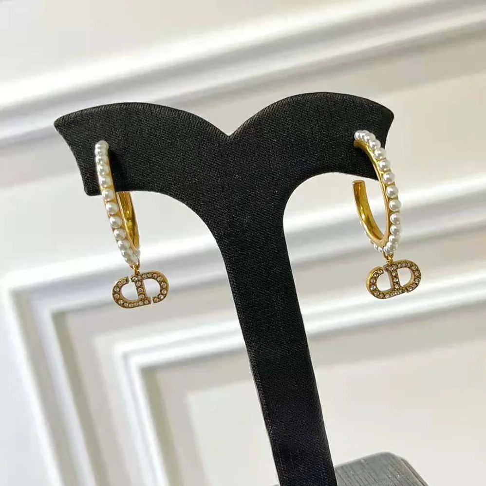 Dior 30 Montaigne Earrings Antique Gold for Women in Finish Metal