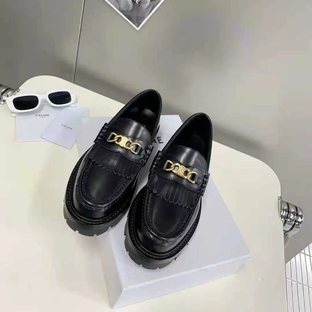 Celine Margaret Loafer with Triomphe Chain in Polished Bull for Women in Black Celine Margaret Loafer with Triomphe Chain in Polished Bull for Women in Black