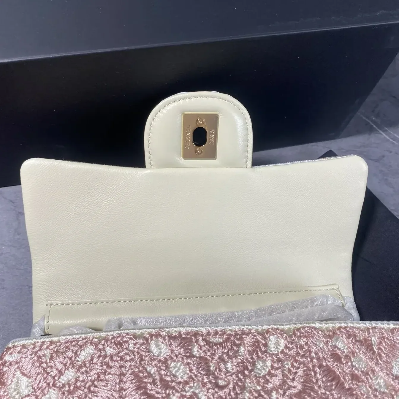 Chanel Crochet Small Flap Bag Crossbody in Pink Gold Hardware Chanel Crochet Small Flap Bag Crossbody in Pink Gold Hardware