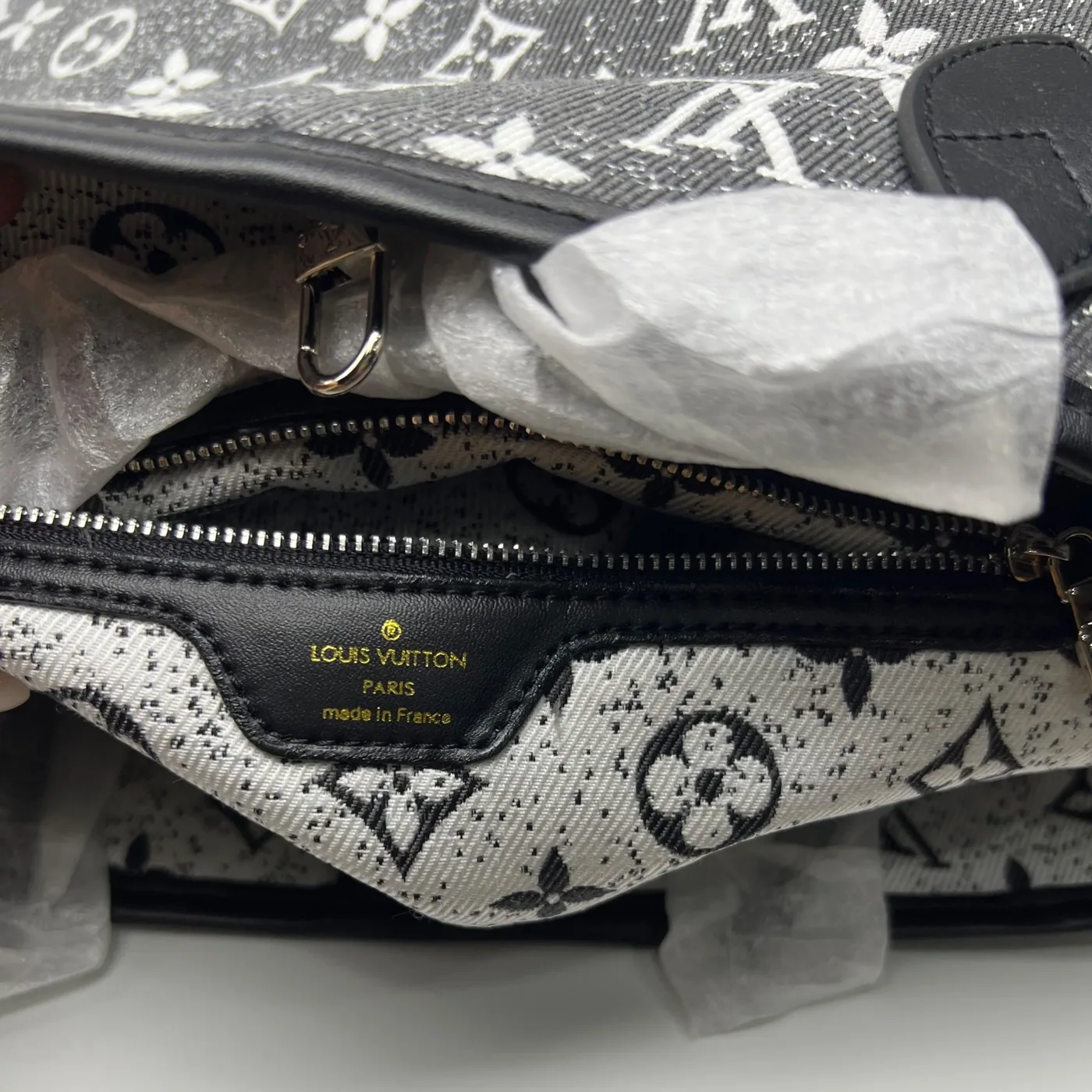 Louis Vuitton Neverfull MM Tote Bag / Grey Monogram Jacquard Denim Silver Hardware