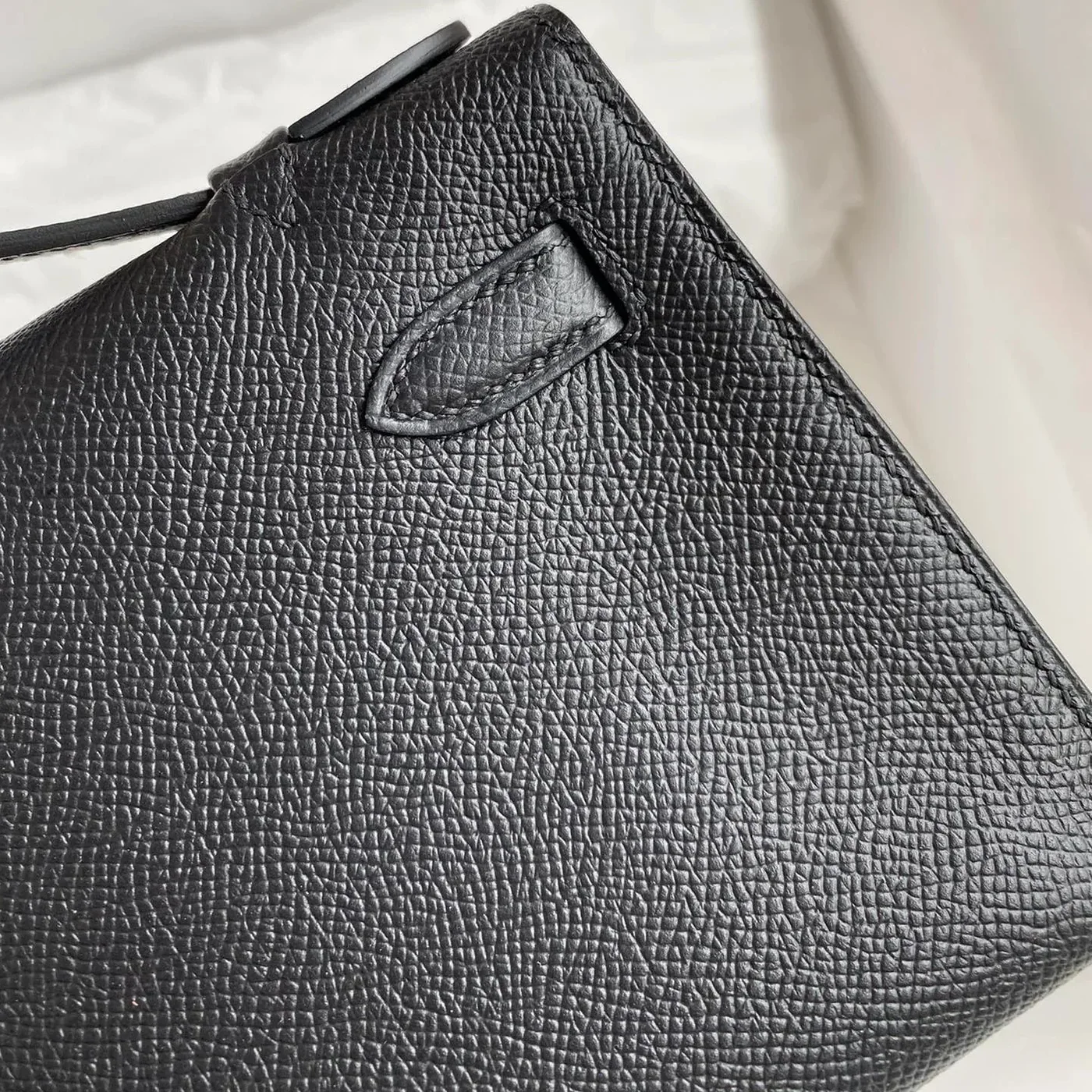 Hermes Kelly Pochette Top Handle Bag in Noir Epsom Palladium Hardware Hermes Kelly Pochette Top Handle Bag in Noir Epsom Palladium Hardware