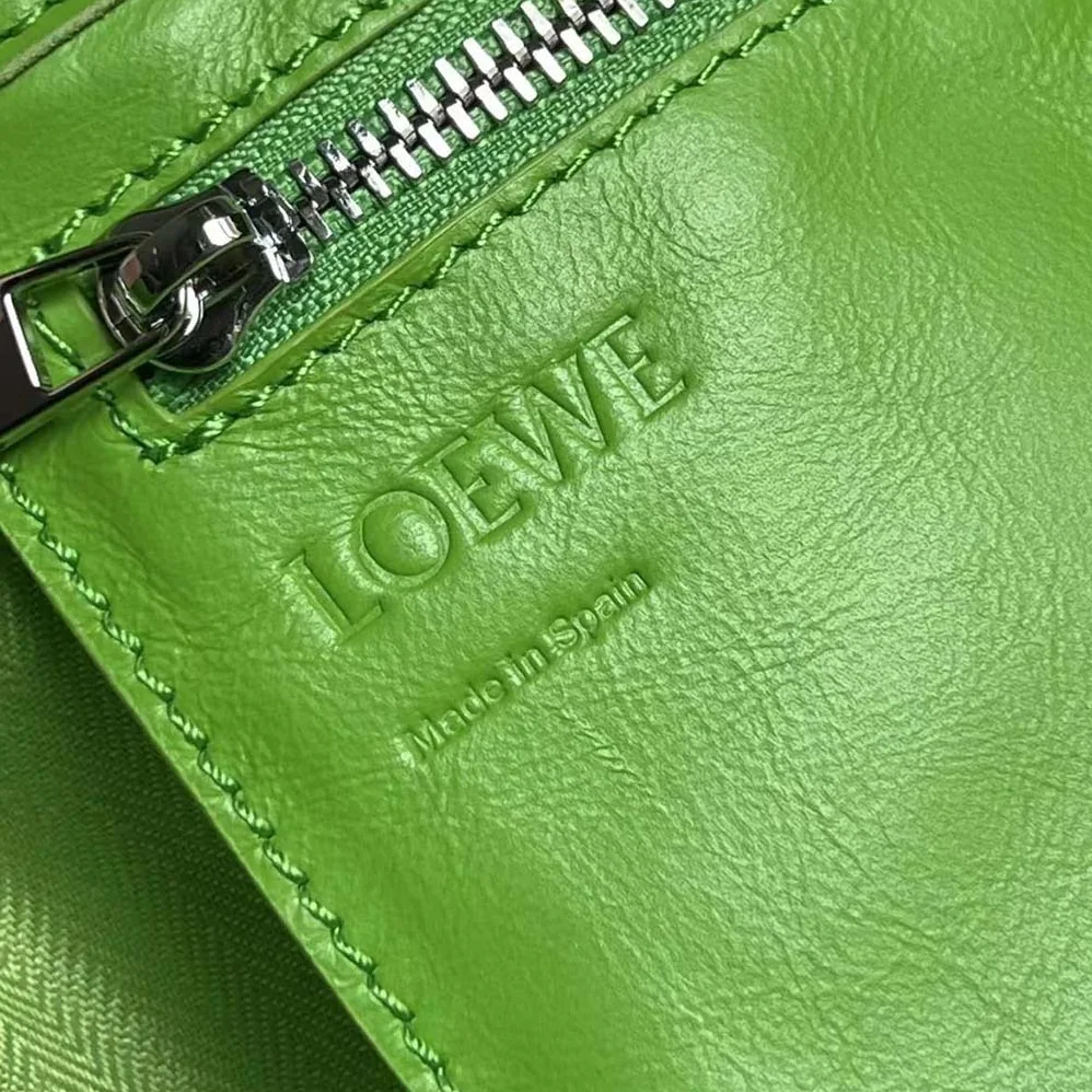 Loewe Fold Shopper in Paper Calfskin for Unisex in Green