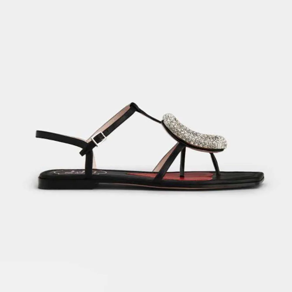 Roger Vivier Viv Choc Strass Buckle Thong Sandals in Leather for Women in Black Roger Vivier Viv Choc Strass Buckle Thong Sandals in Leather for Women in Black