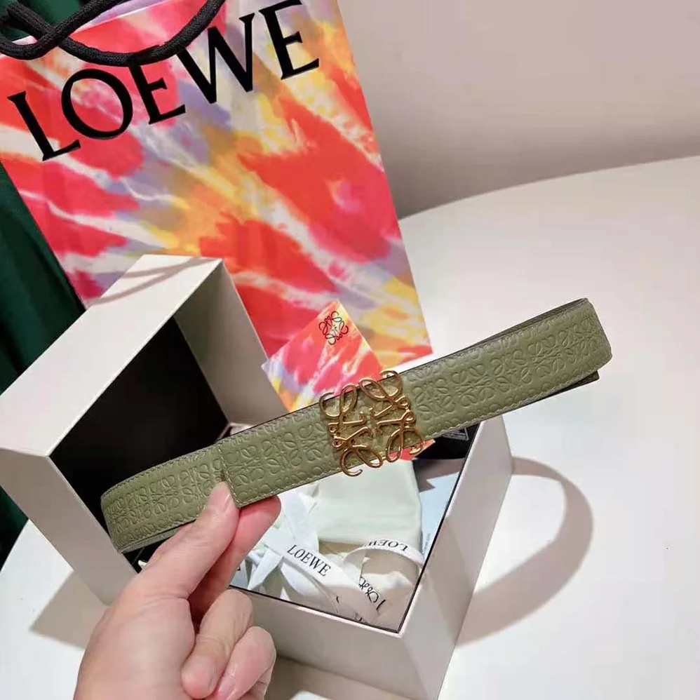 Loewe Anagram Belt in Silk Calfskin for Women in Green