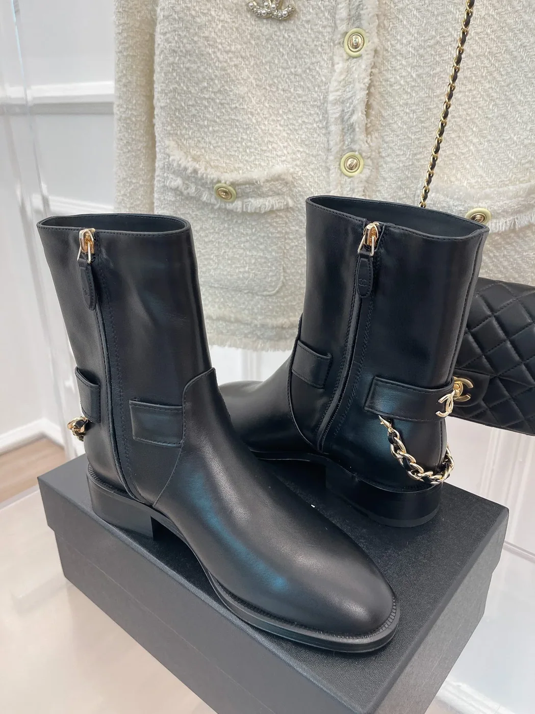 Chanel Ankle Boots With Chain Black / Chanel Ankle Boots With Chain Black /