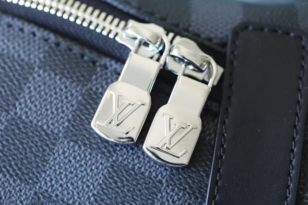 Louis Vuitton Discovery Backpack Damier Graphite Canvas Louis Vuitton Discovery Backpack Damier Graphite Canvas