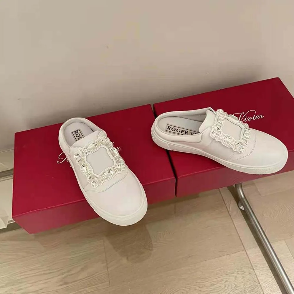 Roger Vivier Very Vivier Strass Buckle Mules in Leather for Women in White