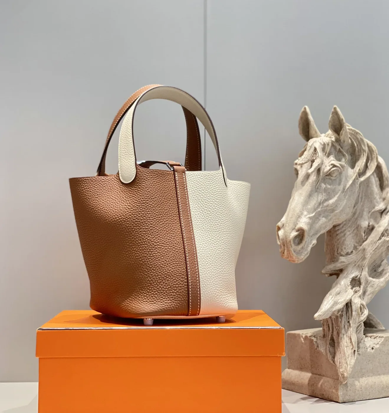 Hermes Picotin Lock 18 Bag Cream in Brown / Hermes Picotin Lock 18 Bag Cream in Brown /