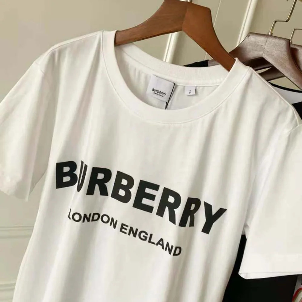 Burberry Logo Print Cotton T-shirt for Women in White
