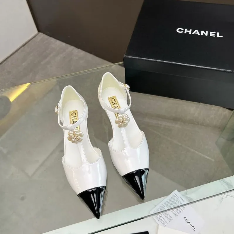 Chanel Flower Patterns Casual White