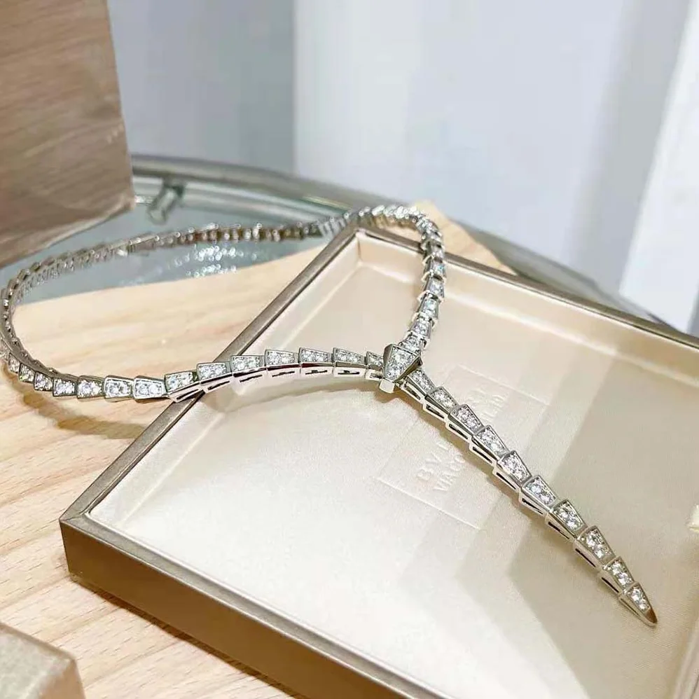 Bvlgari Serpenti Viper Slim Necklace in 18 kt White Gold for Women
