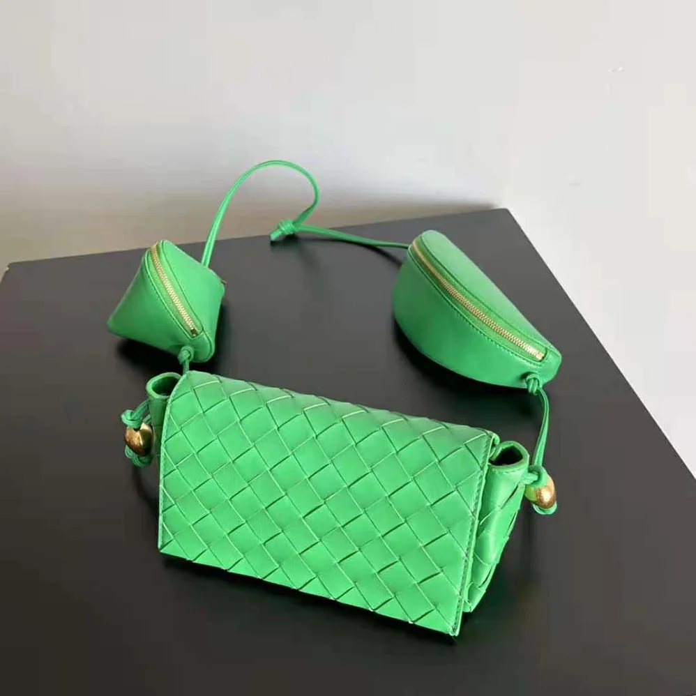 Bottega Veneta Intrecciato Leather Multi Pouch On Strap for Women in Green