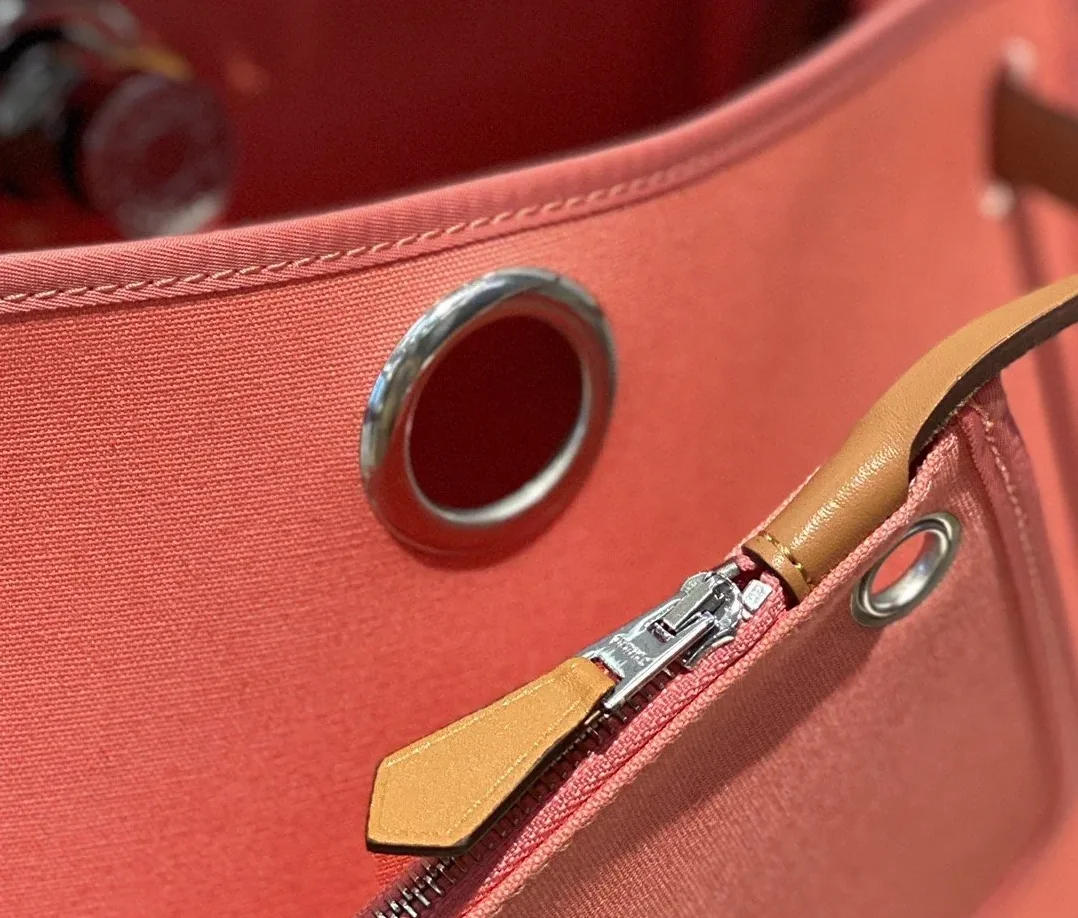 Hermes Herbag Zip Bag Pink, Silver Toned Hardware Bag Hermes Herbag Zip Bag Pink, Silver Toned Hardware Bag