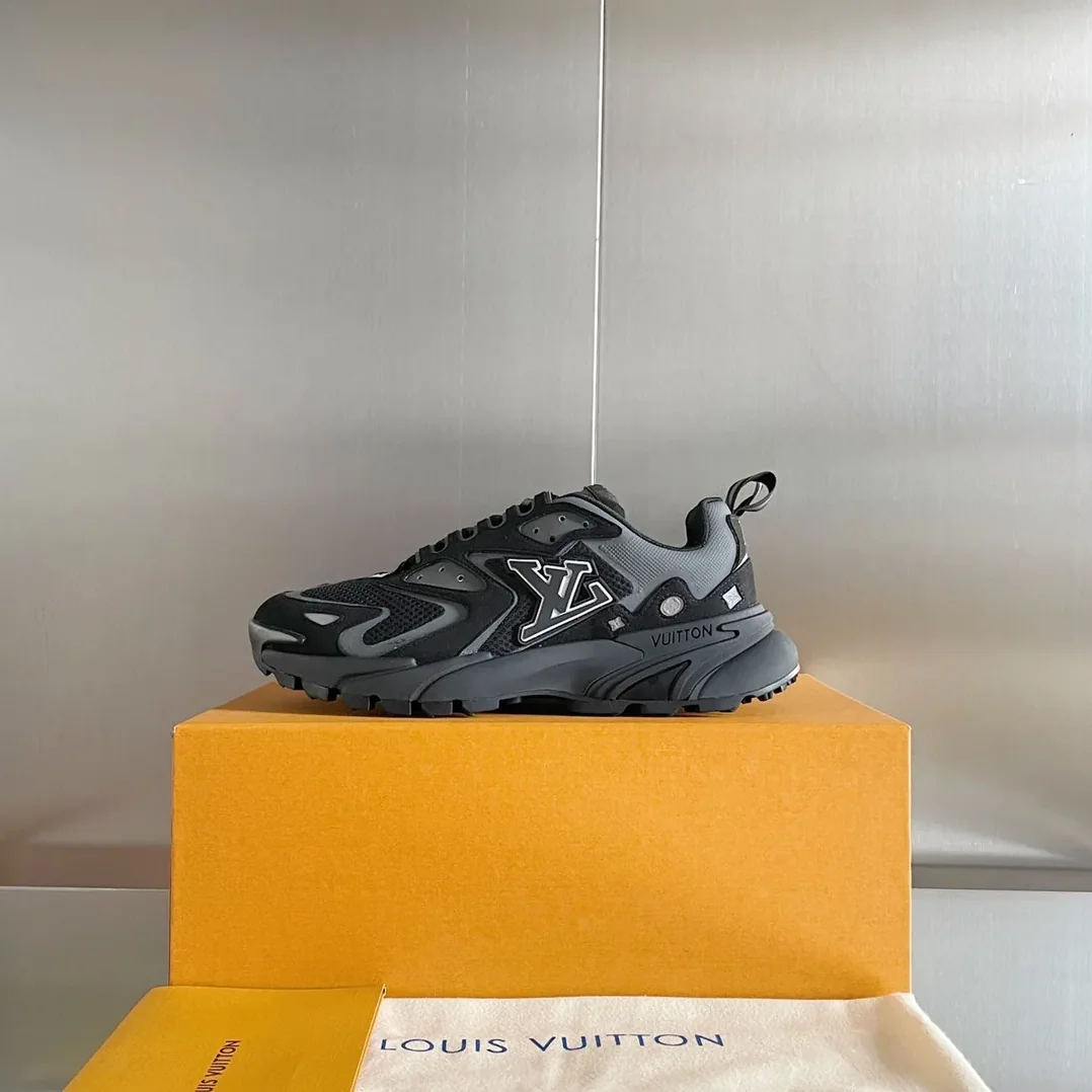 Louis Vuitton LV Runner Tatic Sneaker Black LV 1A9UNT Louis Vuitton LV Runner Tatic Sneaker Black LV 1A9UNT