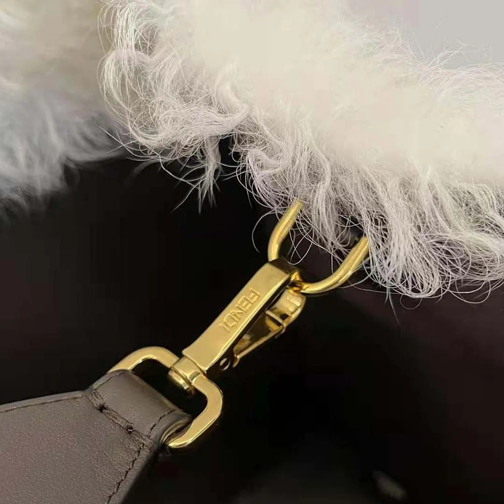 Fendi Sunshine Large White Mohair Shopper for Women Fendi Sunshine Large White Mohair Shopper for Women