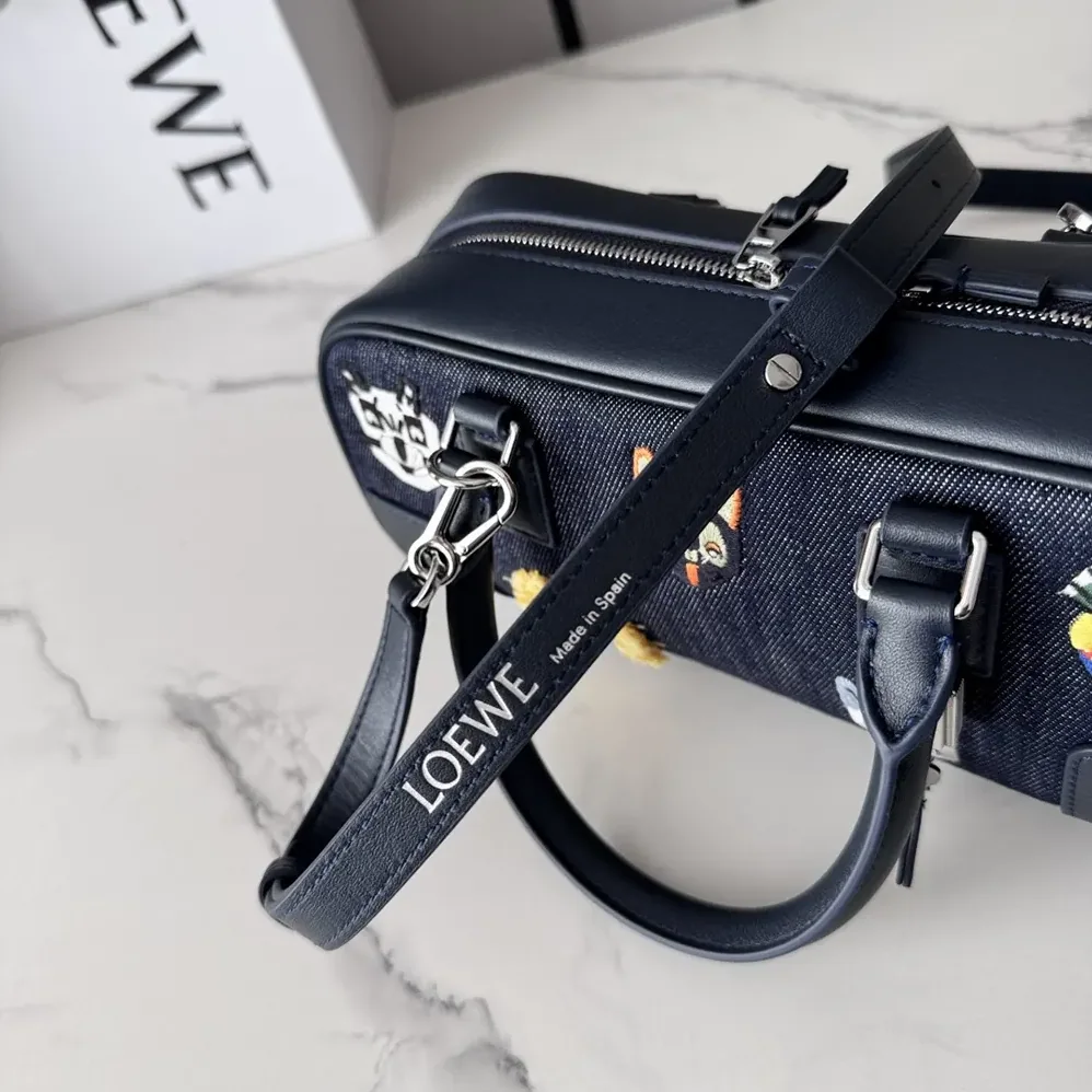 Loewe Cats Amazona 23 Cropped Bag in Embroidered Denim for Unisex
