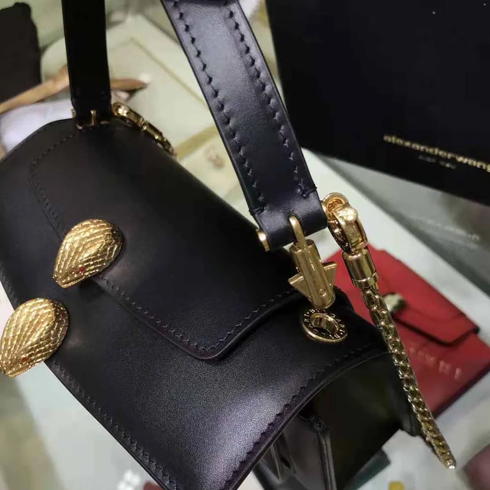 Bvlgari “Alexander Wang X Bvlgari” Belt Bag for Women in Black Bvlgari “Alexander Wang X Bvlgari” Belt Bag for Women in Black