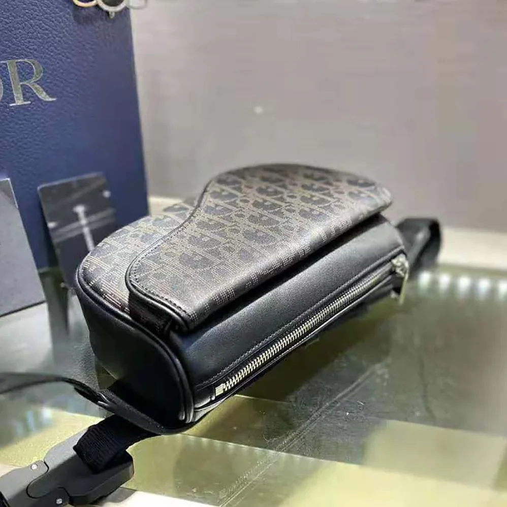 Dior World Tour Saddle Belt Bag Dior Oblique Galaxy Leather for Men in Black