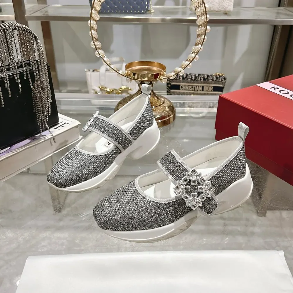 Roger Vivier Viv' Run Babies Sneakers in Lurex for Women in Silver