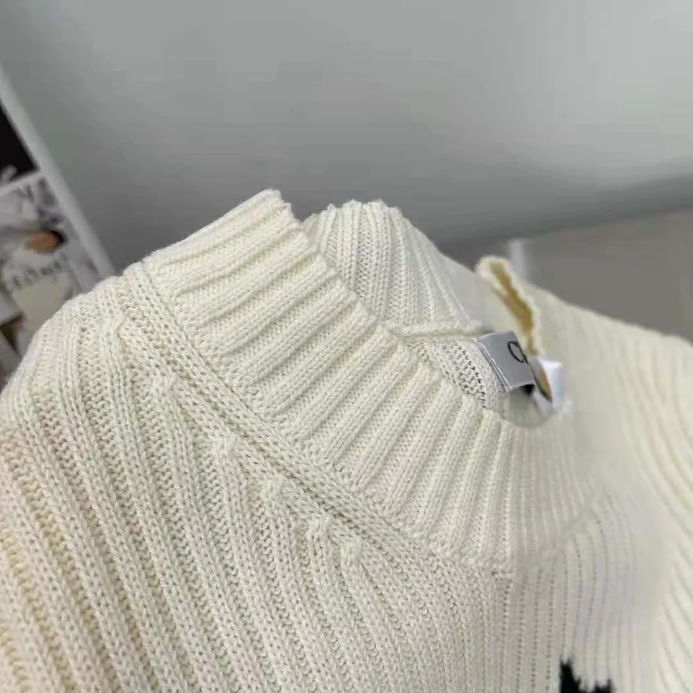 Dior Dioriviera Los Angeles Short-Sleeved Sweater Ecru and Bright Blue Cotton Knit with Signature for Women Dior Dioriviera Los Angeles Short-Sleeved Sweater Ecru and Bright Blue Cotton Knit with Signature for Women