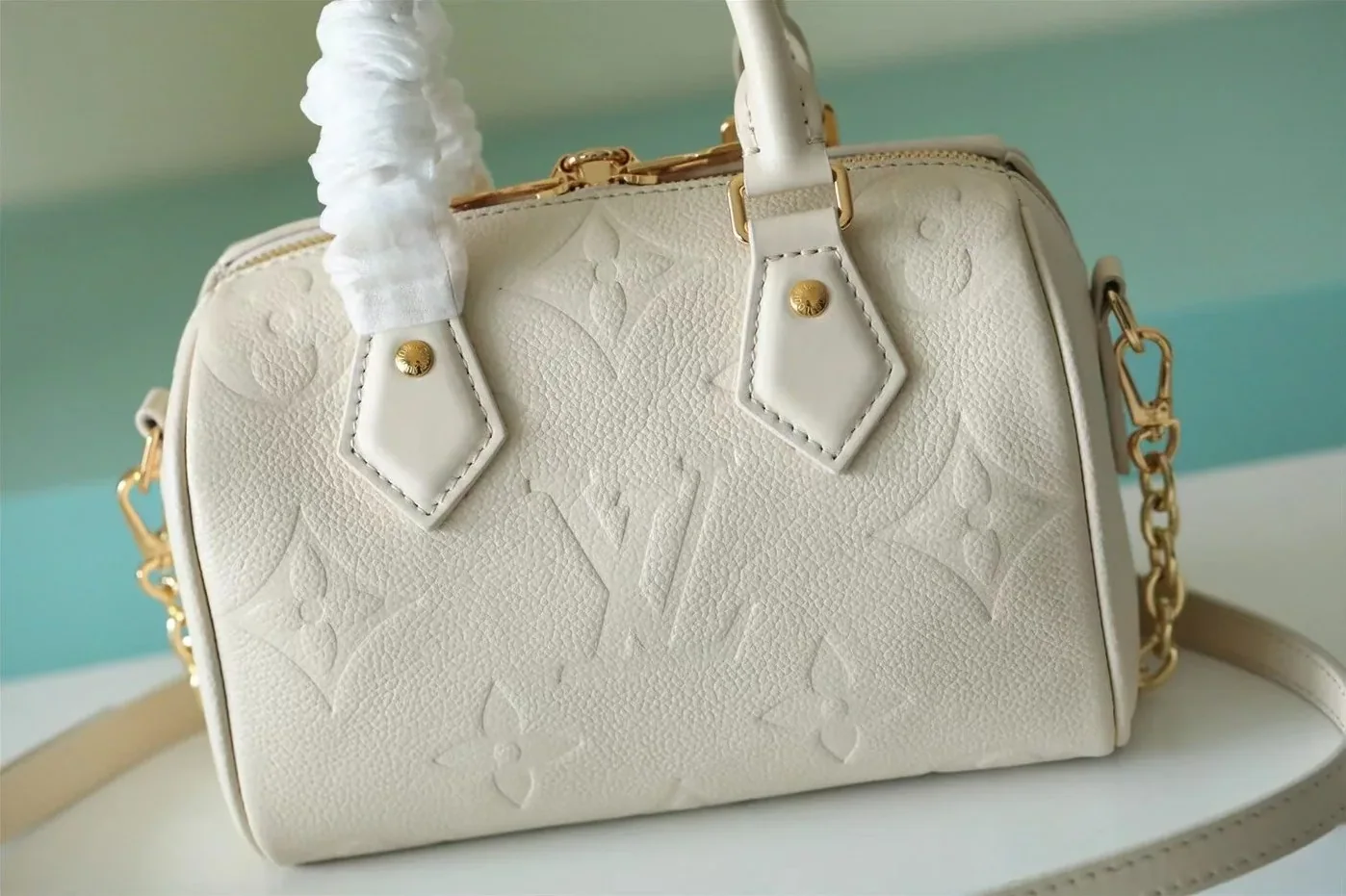 Louis Vuitton Speedy Bandouliere 20 White /