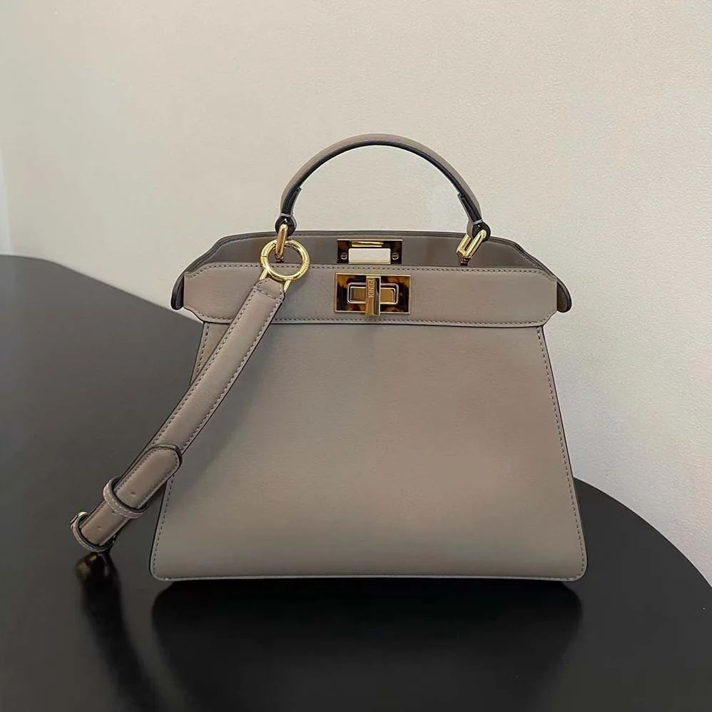 Fendi Peekaboo Iseeu Medium Leather Bag for Women Fendi Peekaboo Iseeu Medium Leather Bag for Women