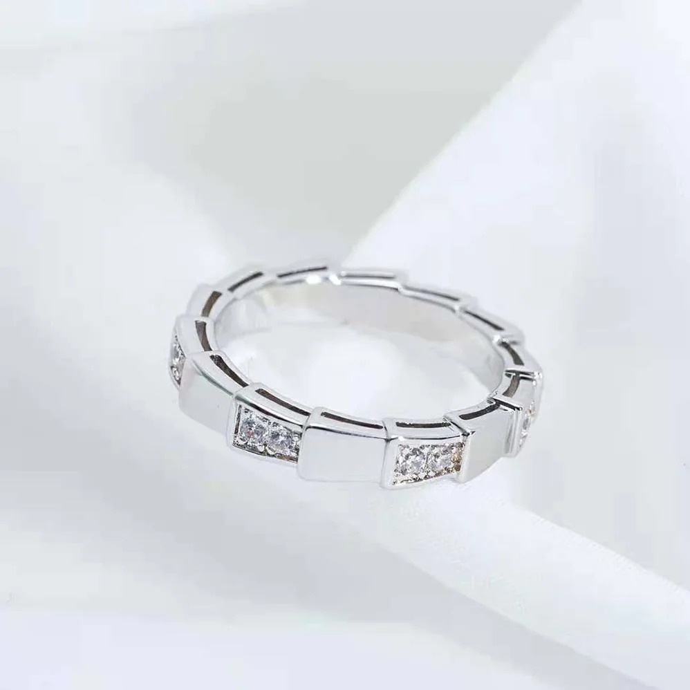 Bvlgari Use of Unconventional Materials Serpenti Viper Ring for Women in Silver