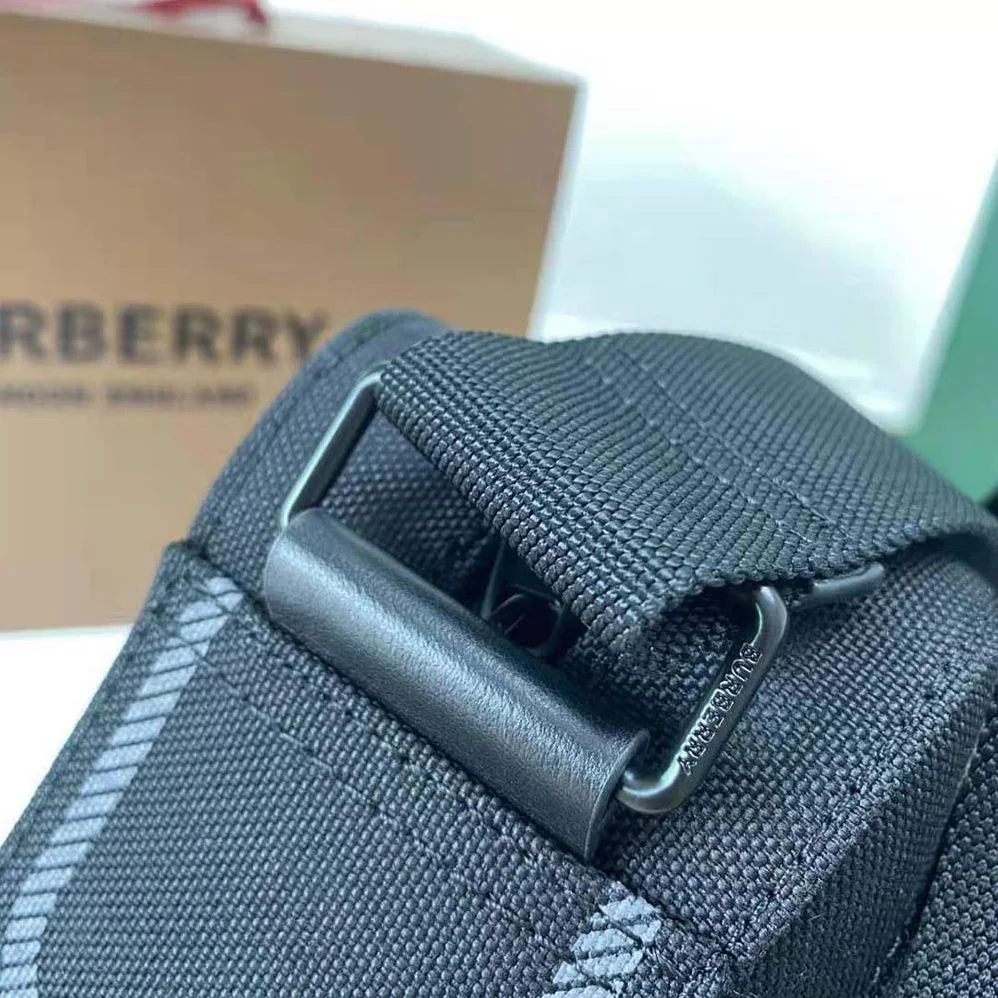 Burberry Horseferry Print Nylon Crossbody Bag for Men Burberry Horseferry Print Nylon Crossbody Bag for Men