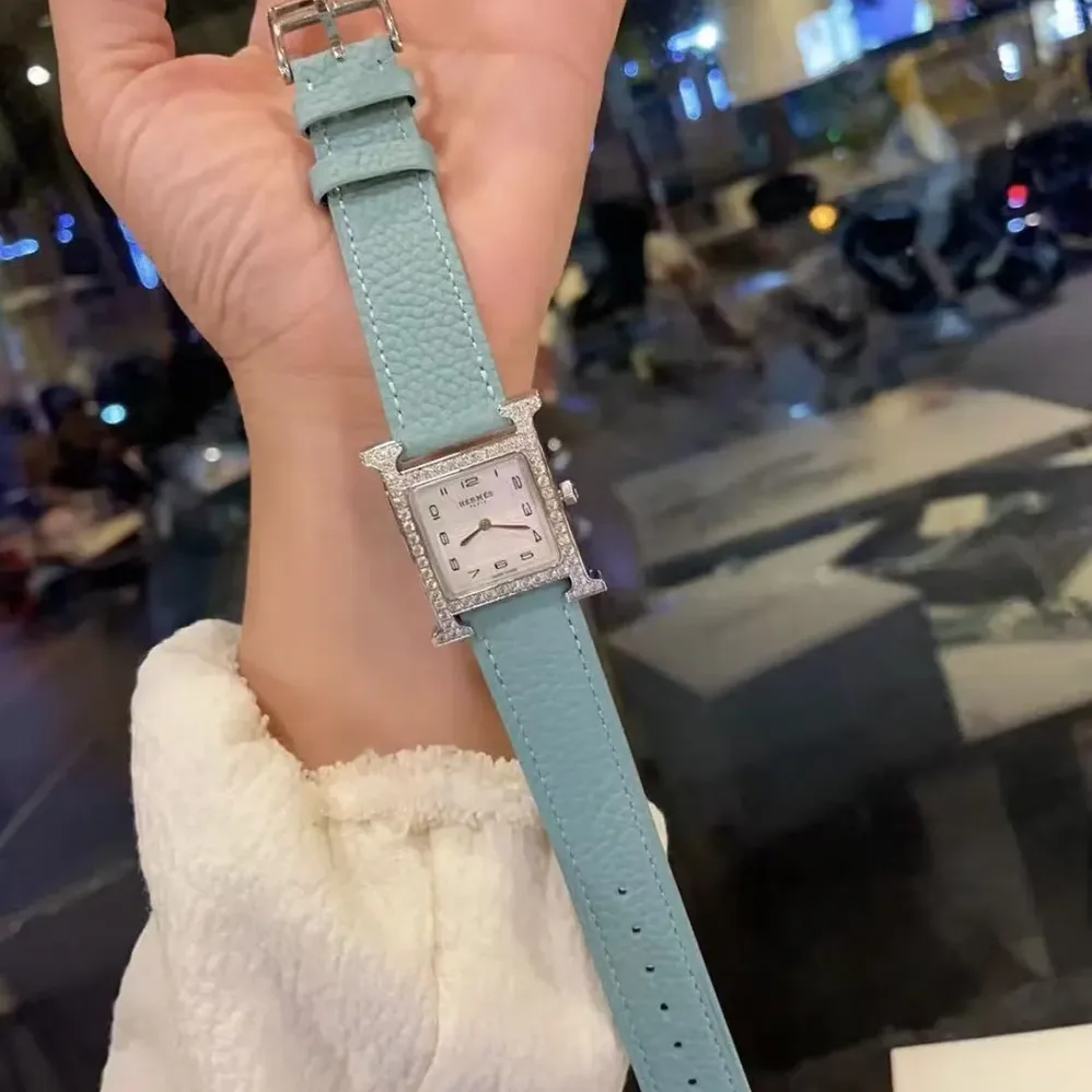 Hermes Heure H Watch Small Model 25 mm for Women in Silver Hermes Heure H Watch Small Model 25 mm for Women in Silver