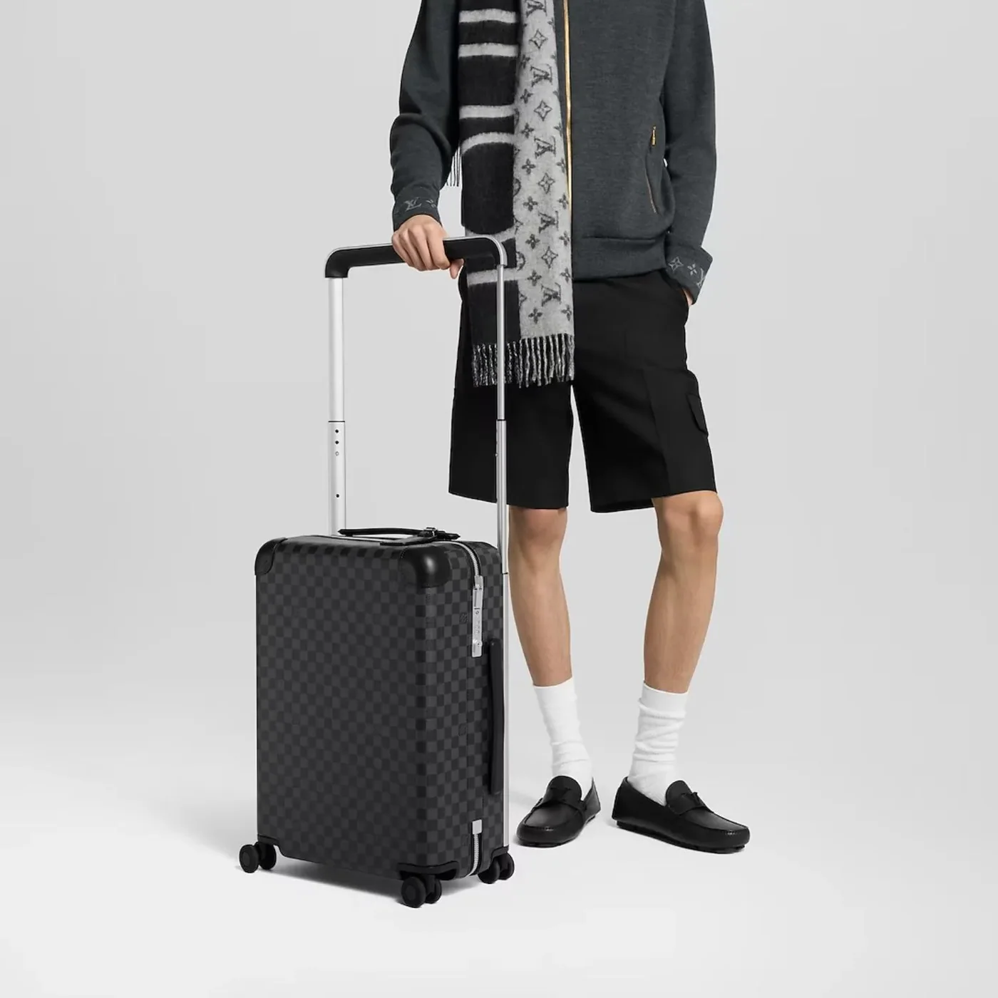 Louis Vuitton Horizon 55 Suitcase in Black Silver Hardware Louis Vuitton Horizon 55 Suitcase in Black Silver Hardware