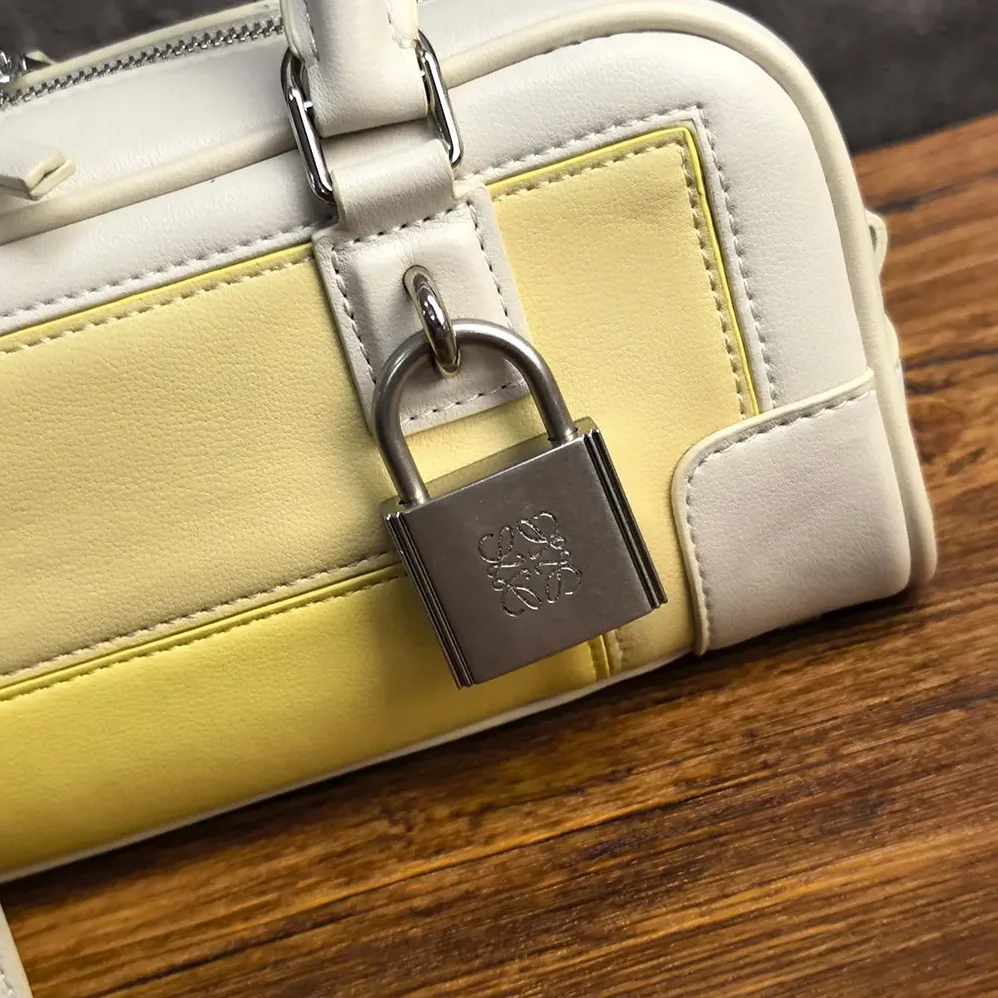 Loewe Amazona 23 Cropped Bag in Nappa Calfskin for Women in Pale Grey Loewe Amazona 23 Cropped Bag in Nappa Calfskin for Women in Pale Grey