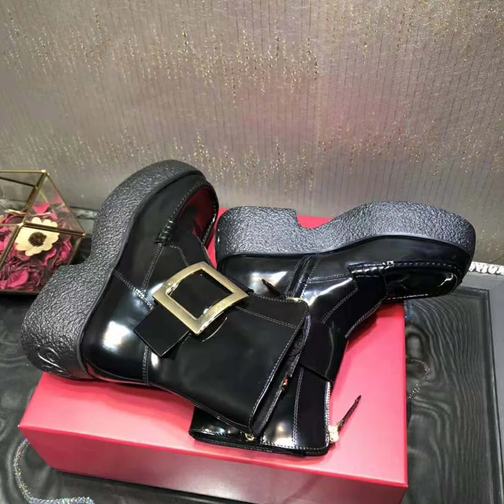 Roger Vivier Viv Rangers Platform Metal Buckle Boots in Leather for Women