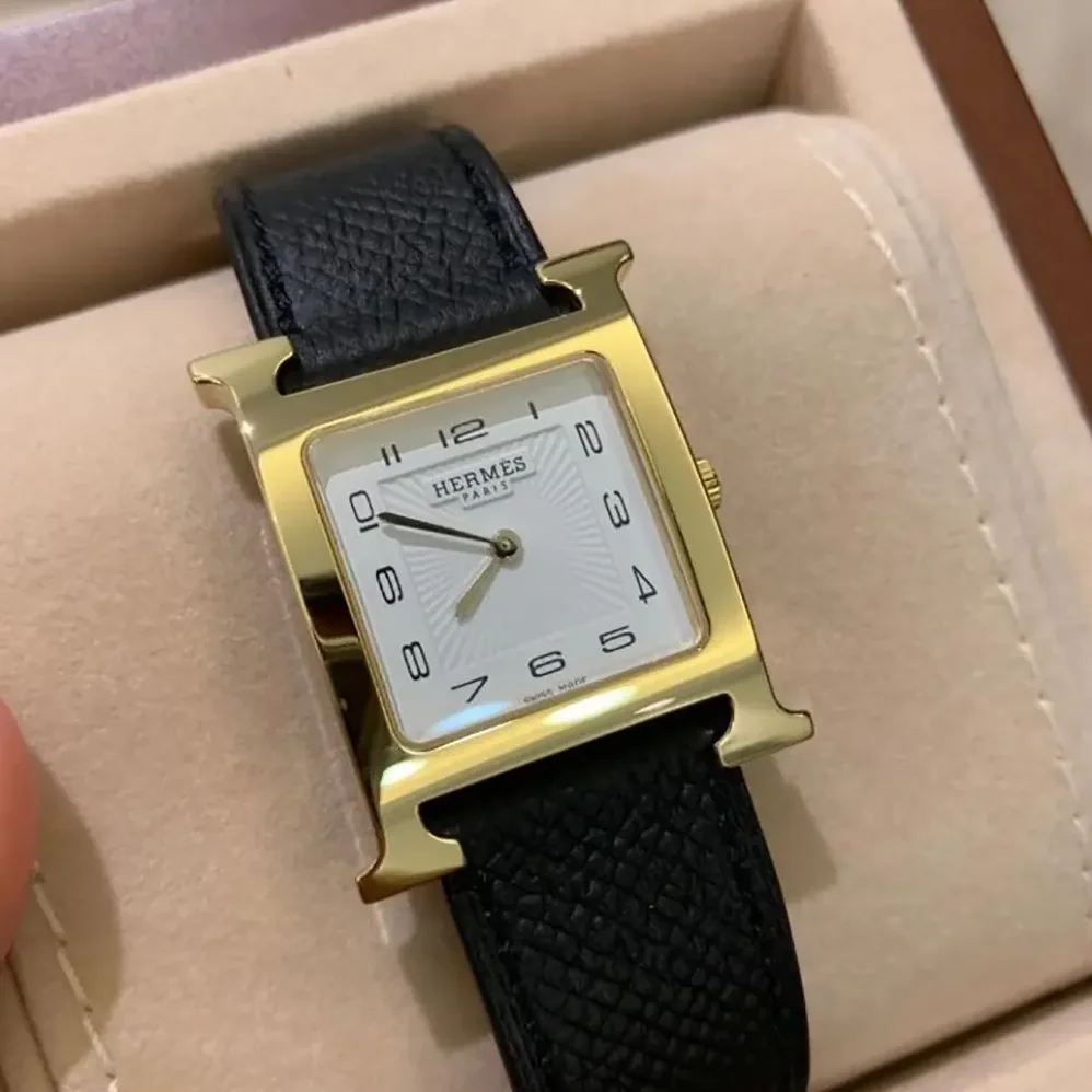 Hermes Heure H Watch Mini Model 21 mm for Women in Black Hermes Heure H Watch Mini Model 21 mm for Women in Black