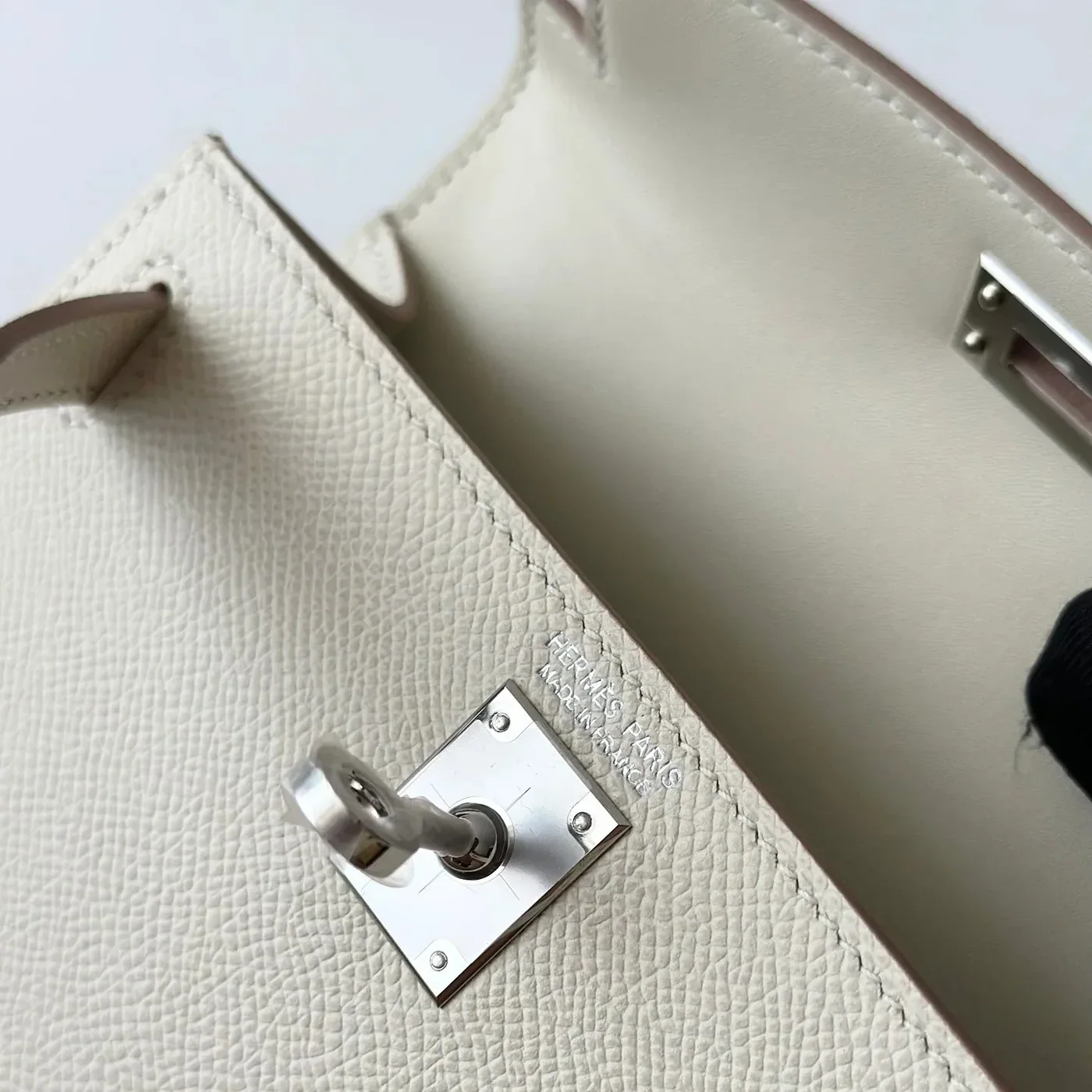 Hermes Kelly Mini Top Handle Bag in Craie Epsom Palladium Hardware
