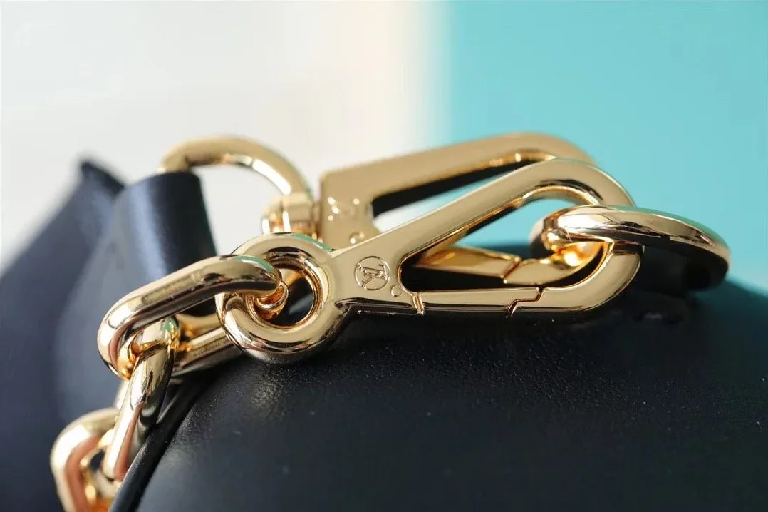 Louis Vuitton Papillon BB Bag Classic Monogram Black LV Louis Vuitton Papillon BB Bag Classic Monogram Black LV