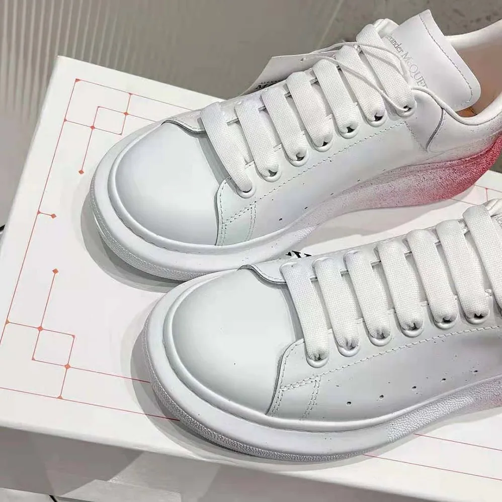 Alexander Mcqueen Oversized Sneaker in White for Women in Pink