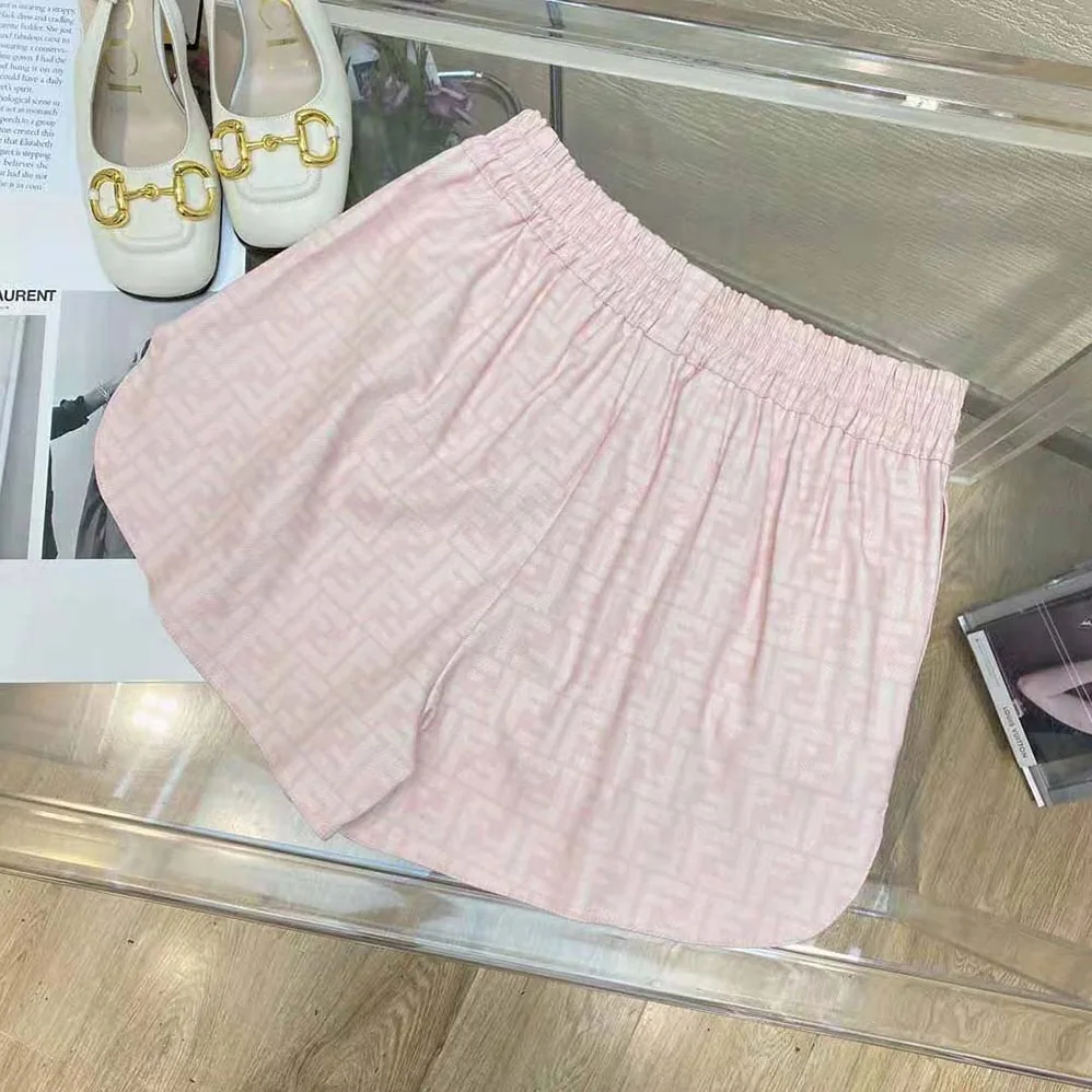 Fendi Pink Denim Shorts with A Rounded Hem for Women Fendi Pink Denim Shorts with A Rounded Hem for Women