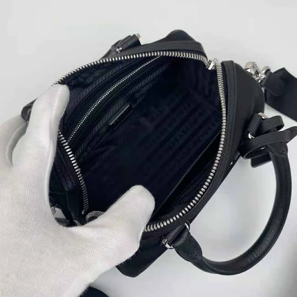 Prada Prada Re-Edition 2005 Nylon Bag for Women in Black