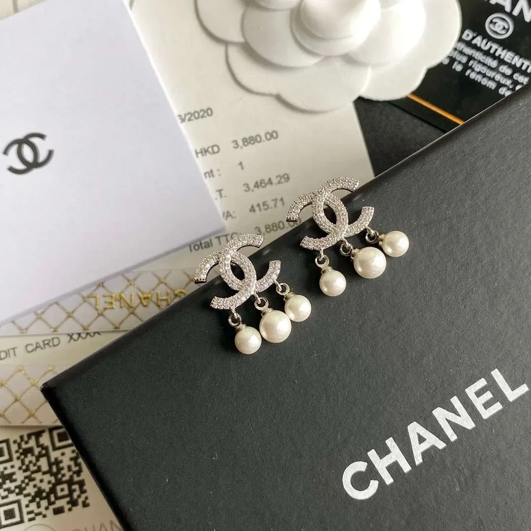 Chanel Crystal Three Pearl Earrings Gold Chanel Crystal Three Pearl Earrings Gold