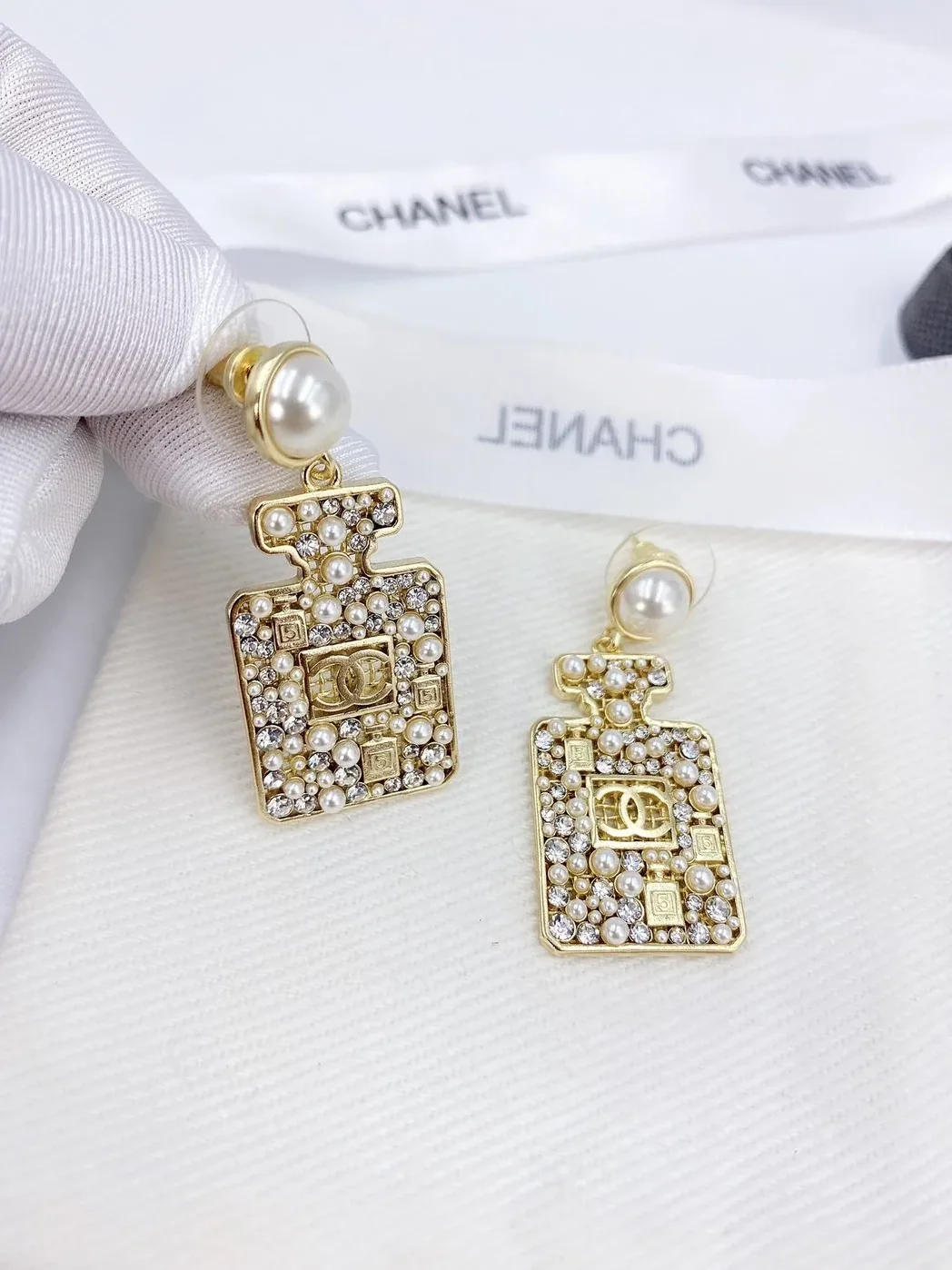 Chanel Perfume Bottle Earrings Gold Tone Chanel Perfume Bottle Earrings Gold Tone