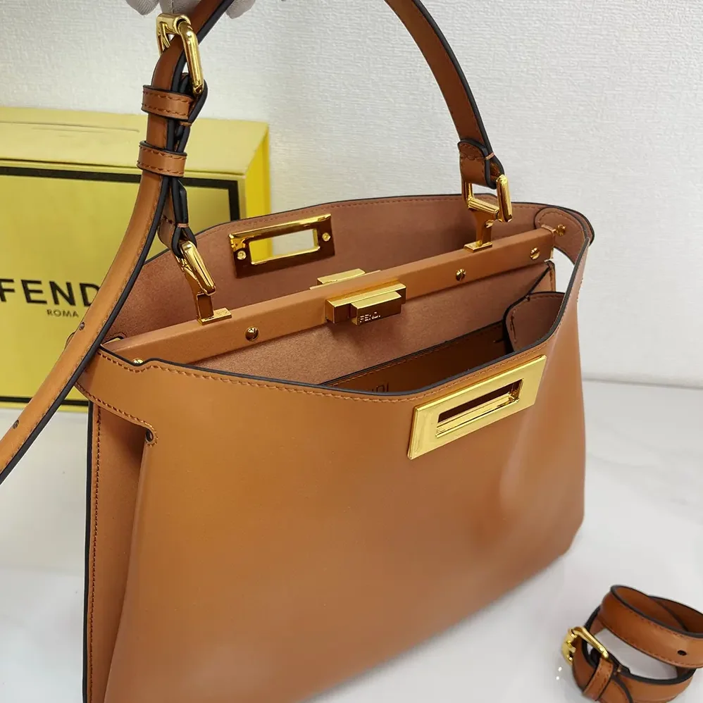 Fendi Peekaboo Soft Medium Cappuccino for Women in colored Leather Bag Fendi Peekaboo Soft Medium Cappuccino for Women in colored Leather Bag