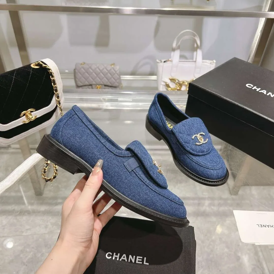 Chanel Moccasins Navy Blue Chanel Moccasins Navy Blue