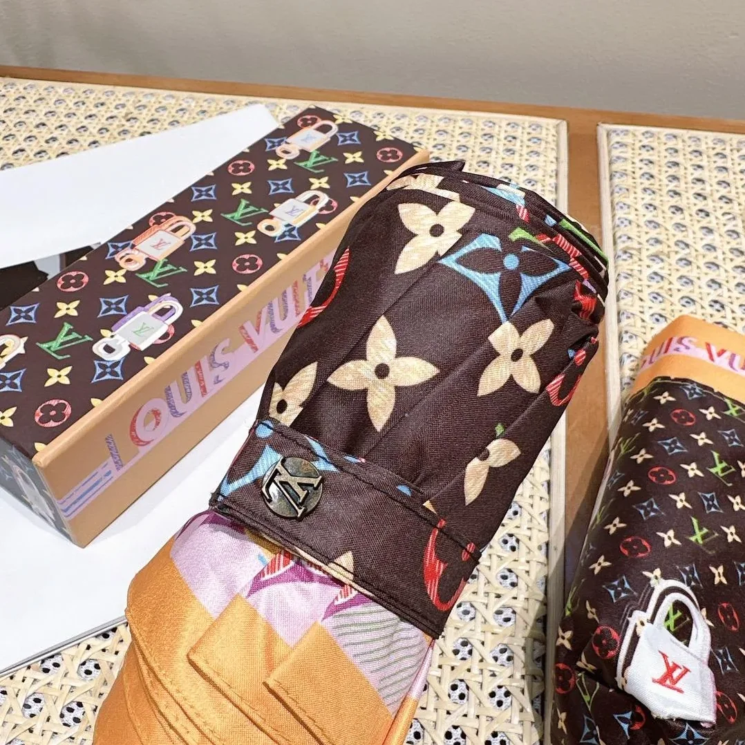 Louis Vuitton Opening Folding Monogram Umbrella Brown Louis Vuitton Opening Folding Monogram Umbrella Brown