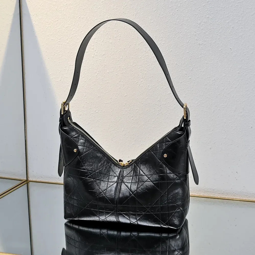 Dior Medium Dior Voyage Bag Black Flat Macrocannage Grained Calfskin for Women Dior Medium Dior Voyage Bag Black Flat Macrocannage Grained Calfskin for Women