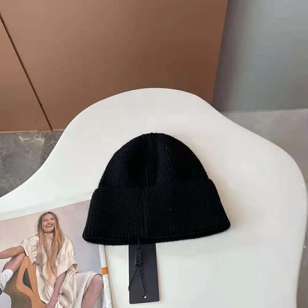 Prada Wool and Cashmere Beanie for Women in Black Prada Wool and Cashmere Beanie for Women in Black