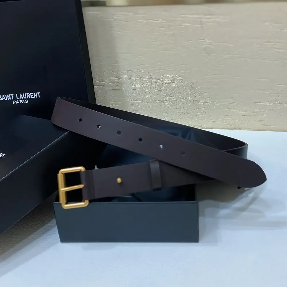 Saint Laurent YSL Motorcycle Belt in Leather for Unisex Saint Laurent YSL Motorcycle Belt in Leather for Unisex