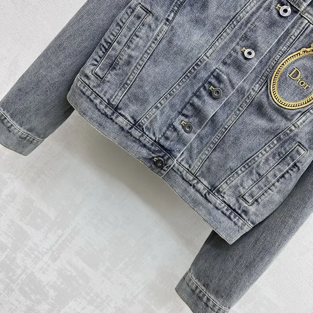 Dior Médaillon Cropped Jacket Blue Stonewashed Cotton Denim for Women Dior Médaillon Cropped Jacket Blue Stonewashed Cotton Denim for Women