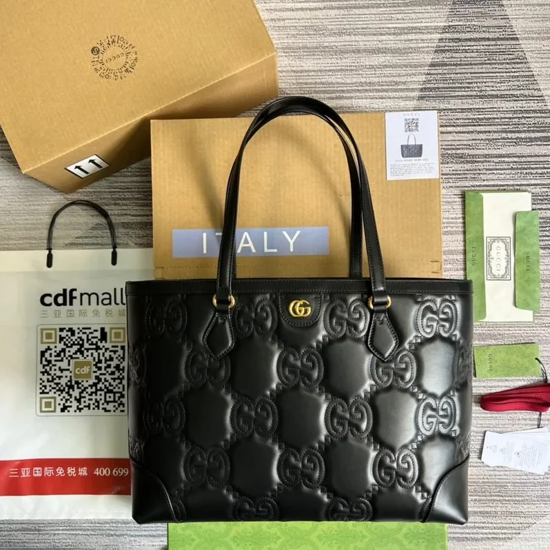 Gucci GG Matelasse Medium Tote Bag / Black Gold Hardware ? UM8IG 1000